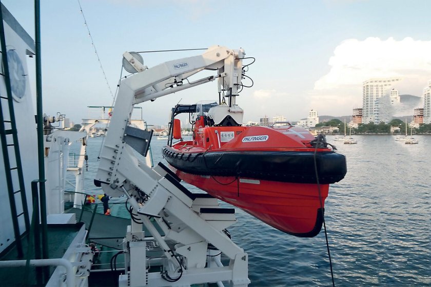 Спасательная лодка Palfinger Marine