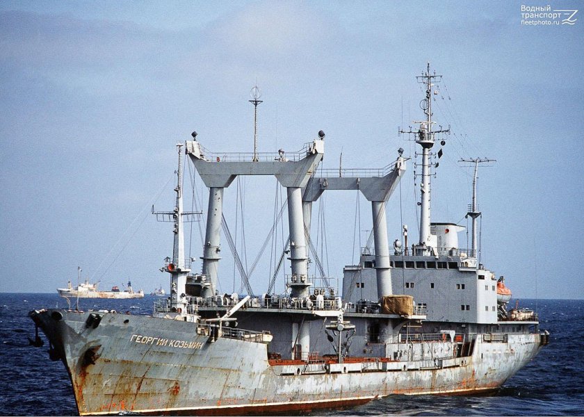 Георгий Козьмин спасательное судно