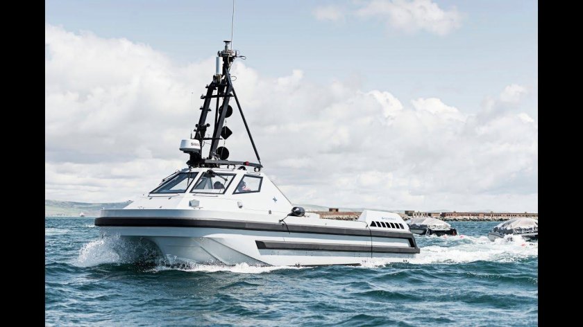 Безэкипажный катер Inspector mk2