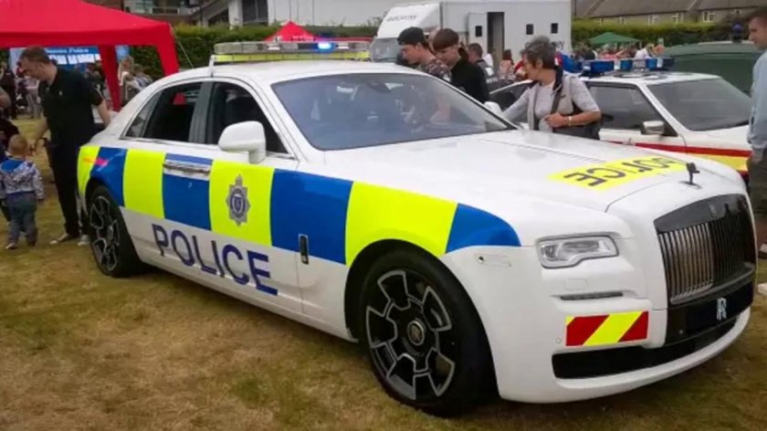 Роллс Ройс полиция