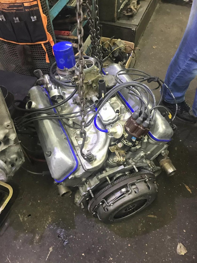 Мотор ЗМЗ 511 v8