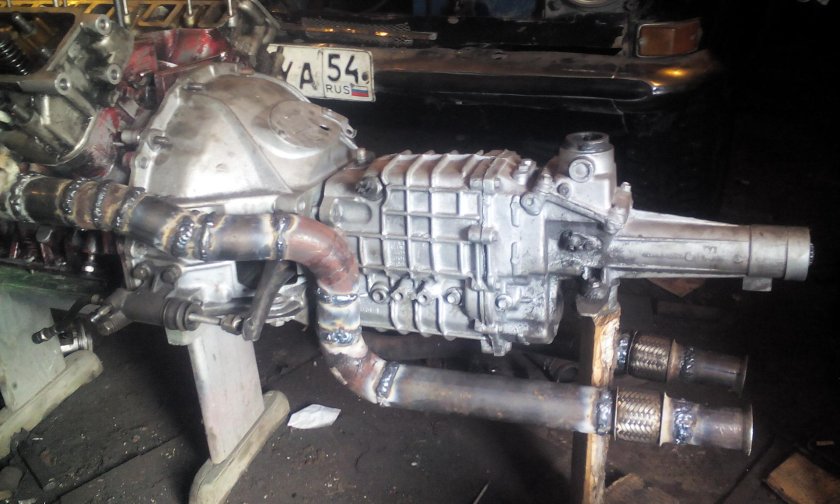 Выпускной коллектор ЗМЗ 511
