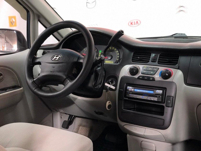 Хендай Траджет 2006