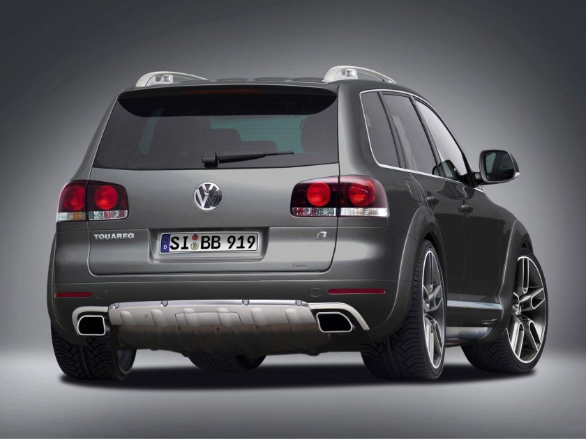 VW Touareg 1