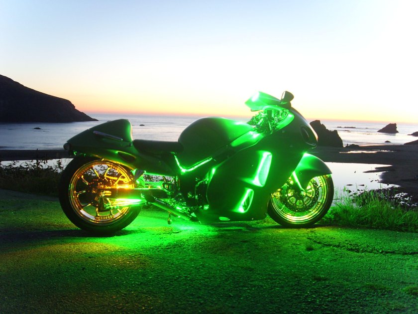 Светящиеся мотоциклы