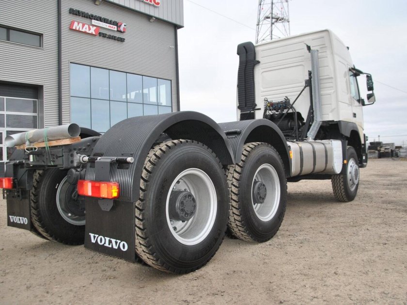 Volvo FMX 540 кабина