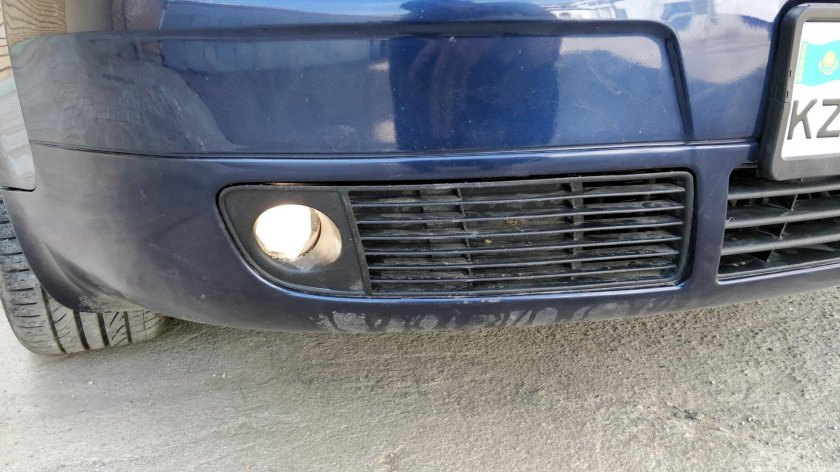 Юбка переднего бампера Ауди а6 с4