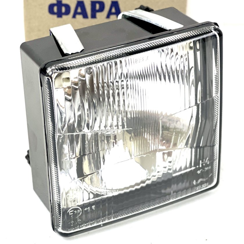 Фара квадратная МТЗ ФГ-308п