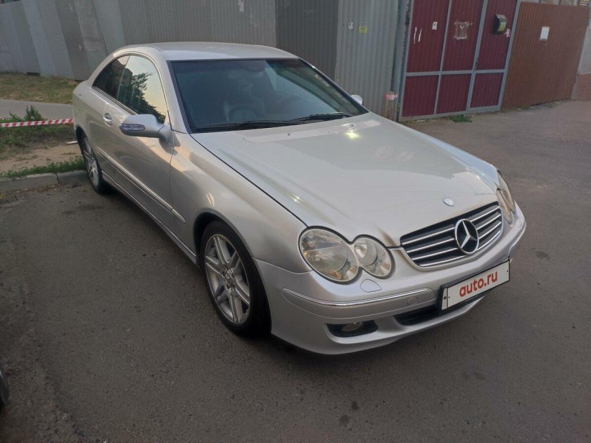 Мерседес Бенц с200 2003