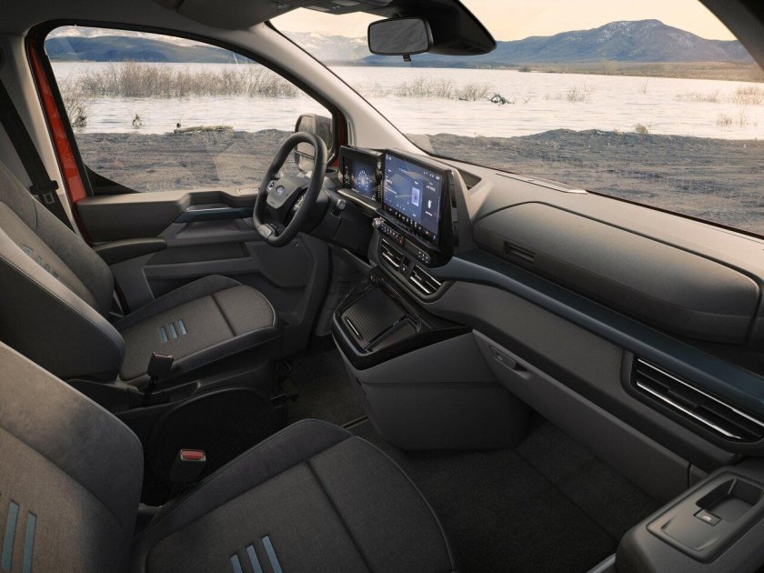 Ford Tourneo Custom 2023