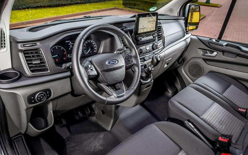 Ford Transit 2018 салон