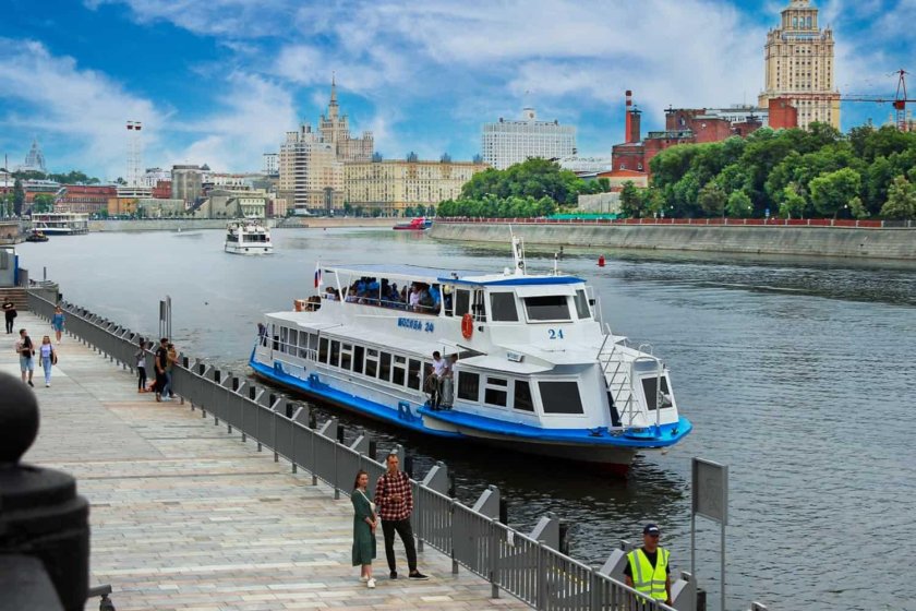 Теплоход Москва река