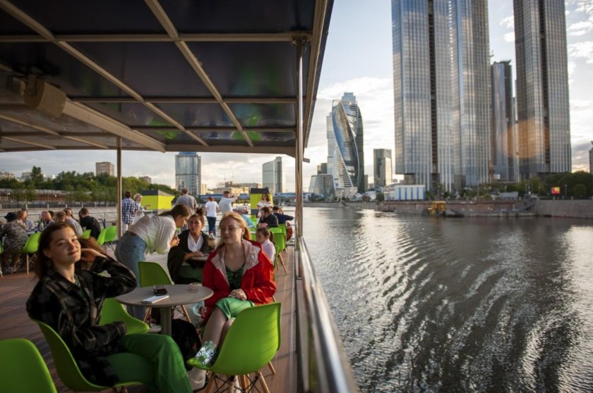 Москва река прогулка на теплоходе