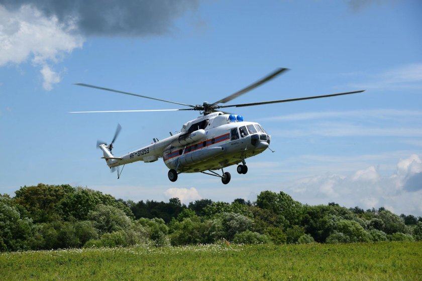 Вертолет ми8 белый