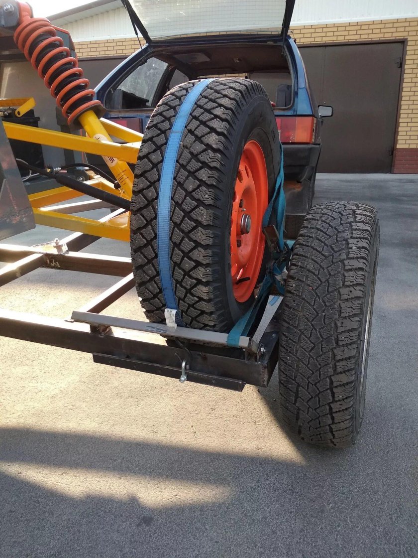 Подкат с управляемыми колесами drive2