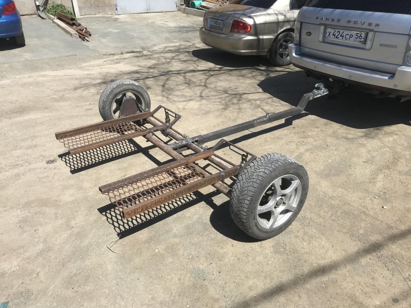 Прицеп эвакуатор па750