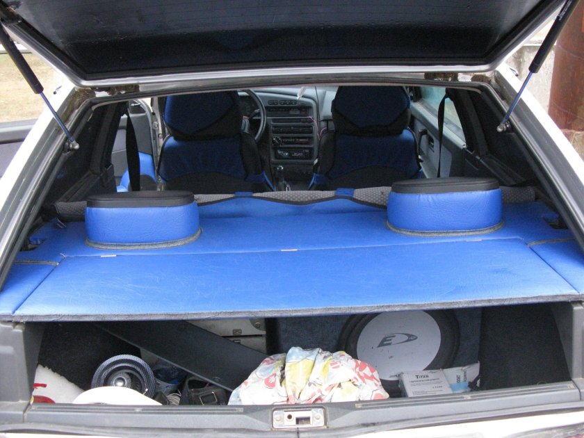 Задняя полка ВАЗ 2113