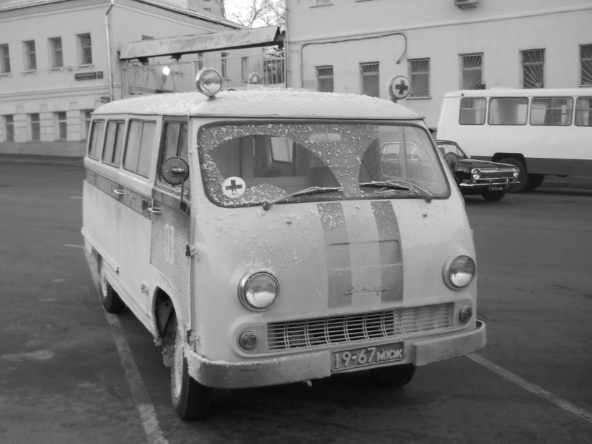 РАФ-2203 микроавтобус скорая