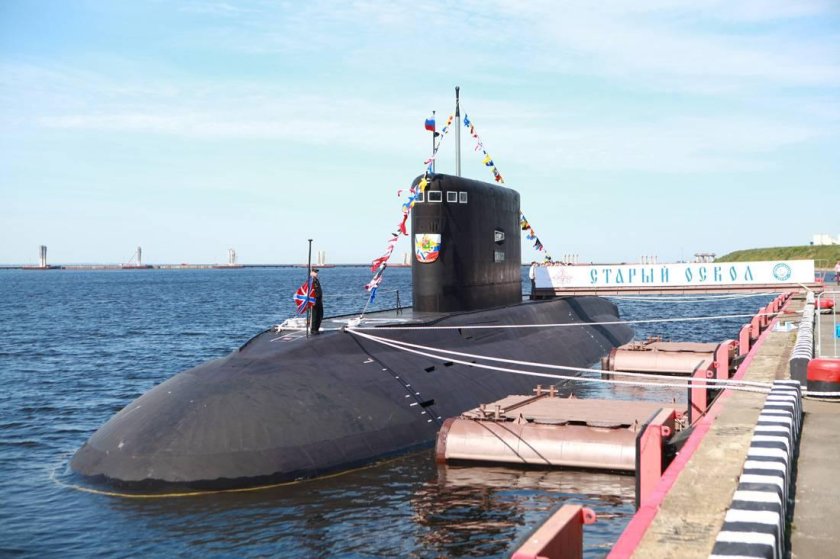 Подлодка Варшавянка 636.3