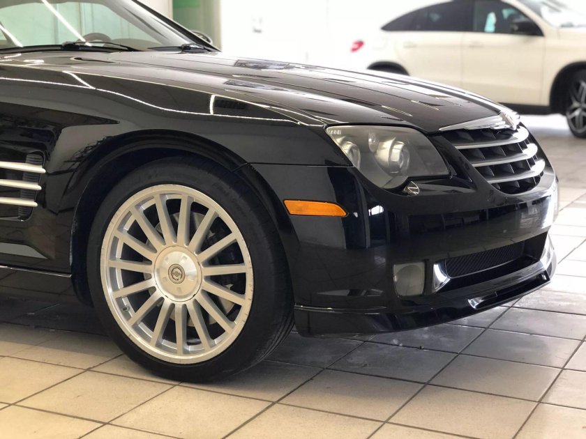Chrysler Crossfire srt-6