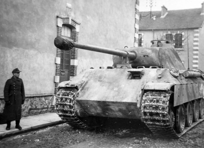 PZ 5 Panther Ausf a