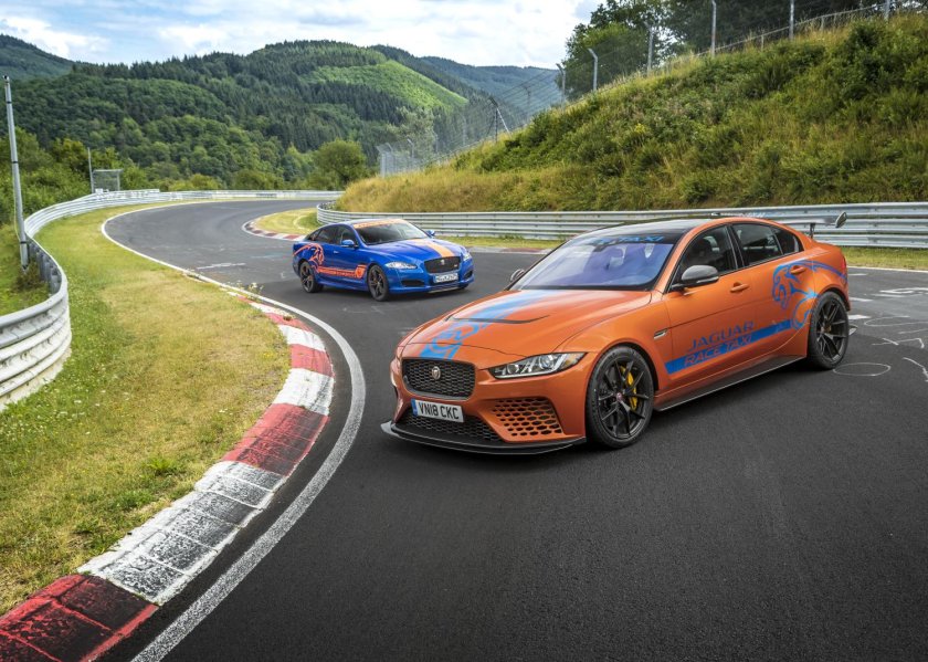 Ягуар xe SV Project 8