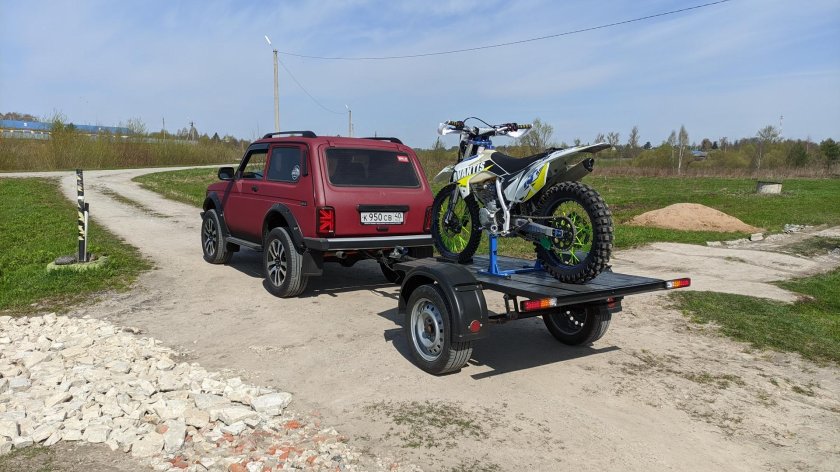 Перевозка эндуро в прицепе