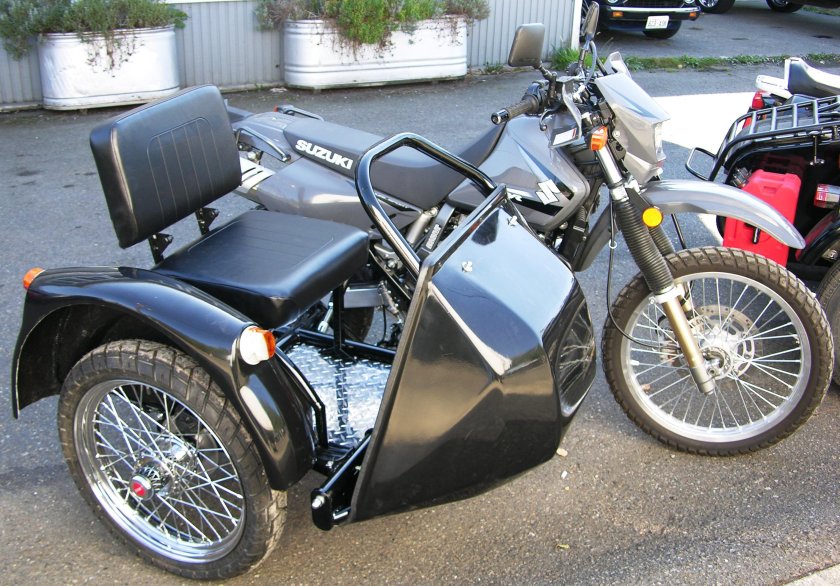 Трицикл Sidecar