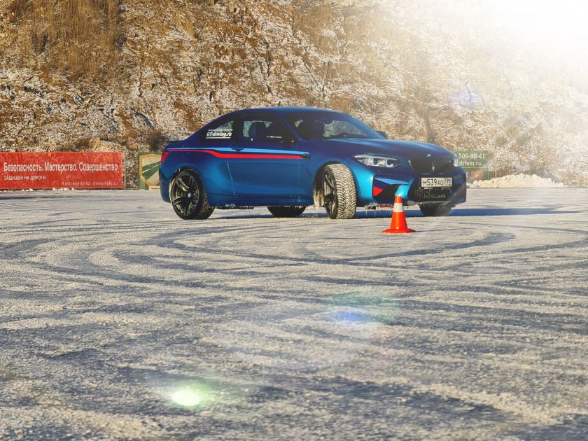 Зимний дрифт соревнования