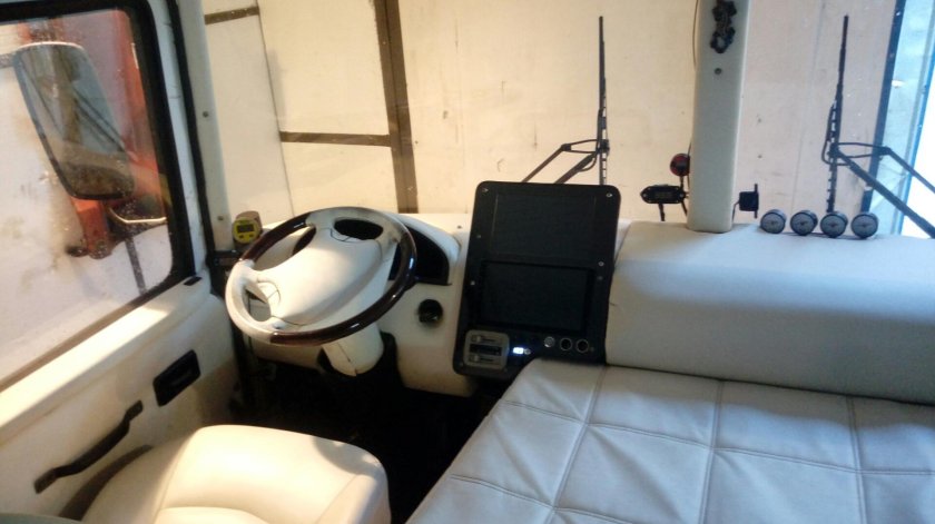 ПАЗ 3205 кемпер