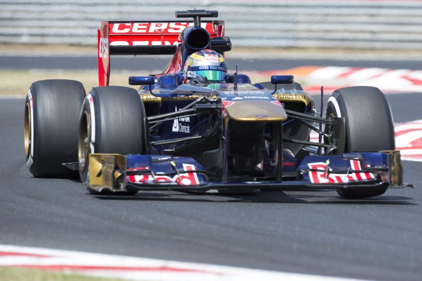 Болид Торо Россо 2014