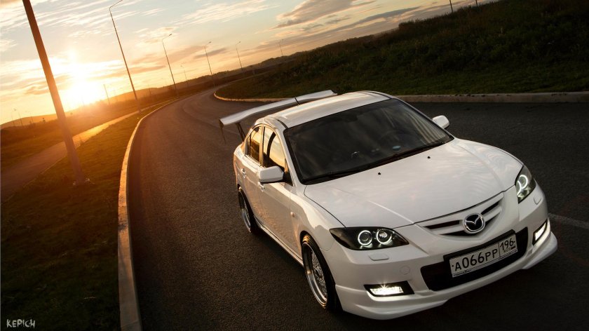 Mazda 3 MPS седан