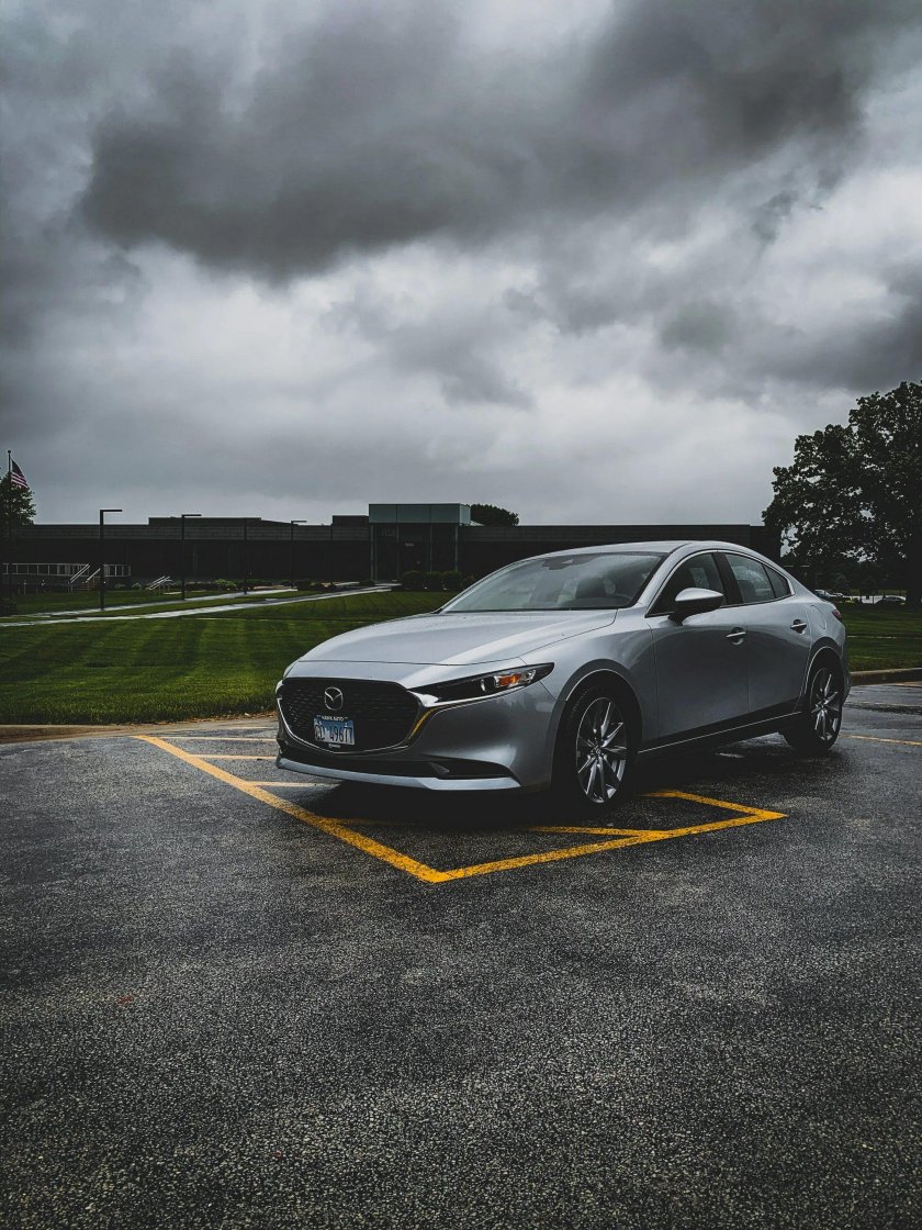 Серая машина