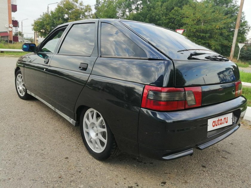 ВАЗ 2112 хэтчбек