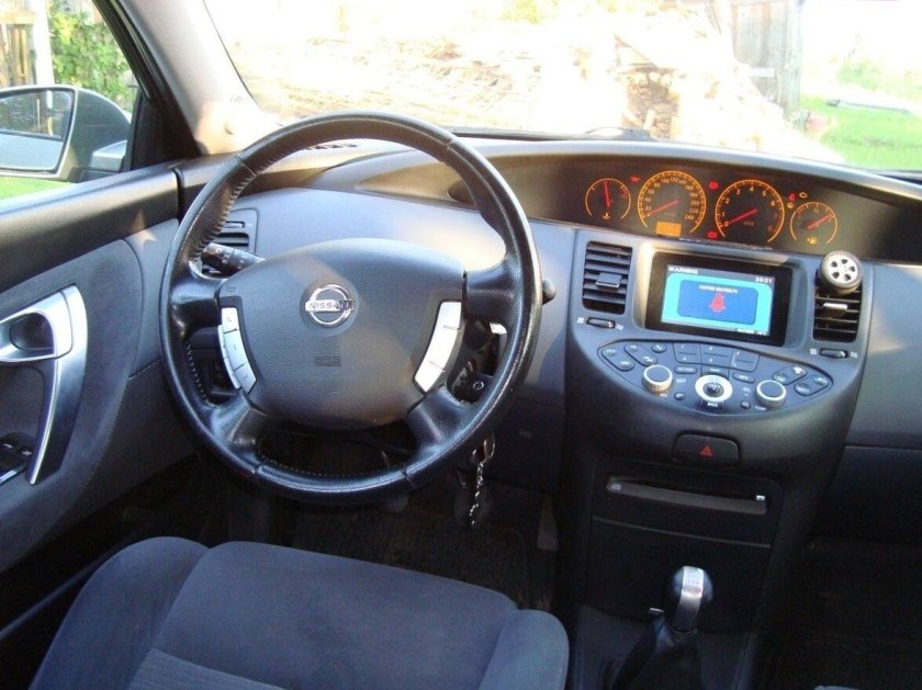 Nissan primera 2004 салон