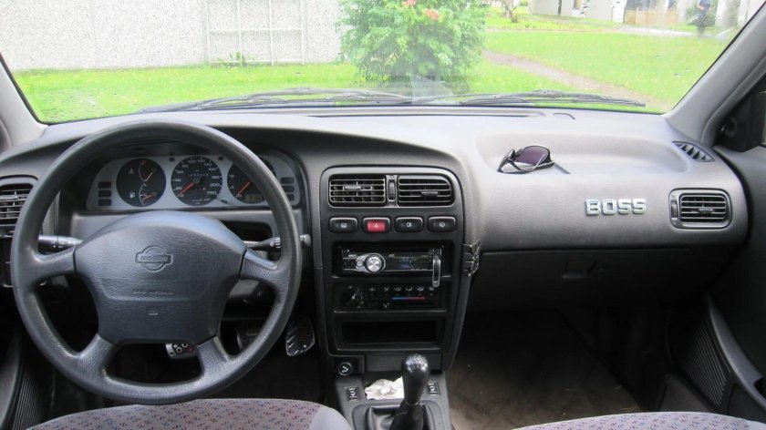 Nissan primera 1996 салон