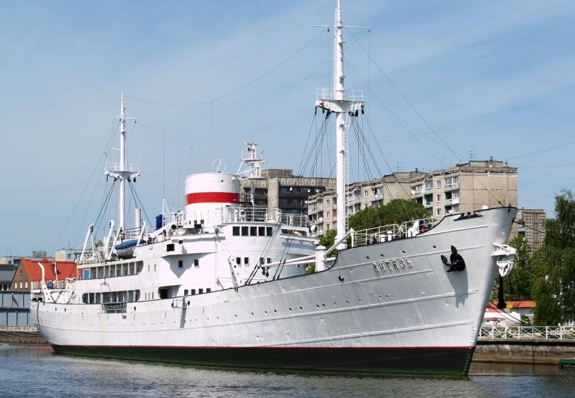 Научно-исследовательское судно Витязь Калининград