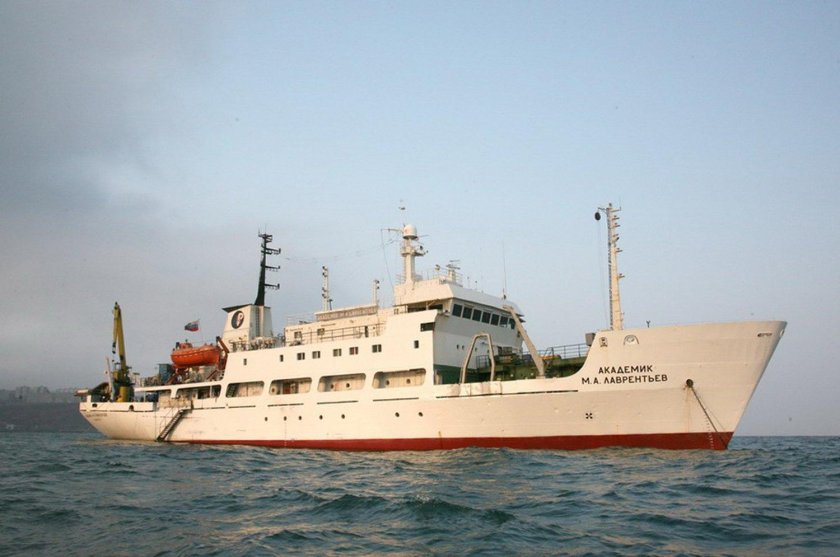 НИС «академик м.а. Лаврентьев»
