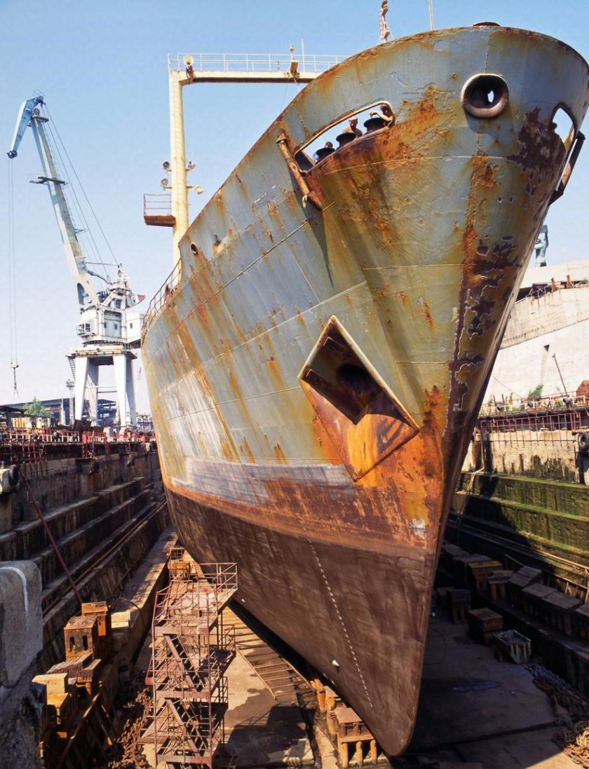 Корабельные переборки