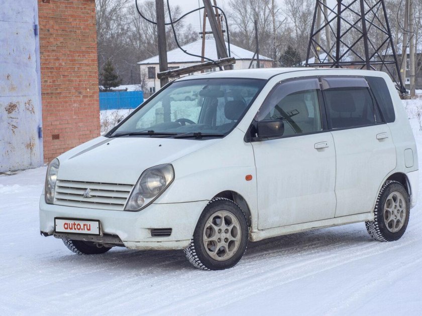 Мицубиси Мираж Динго