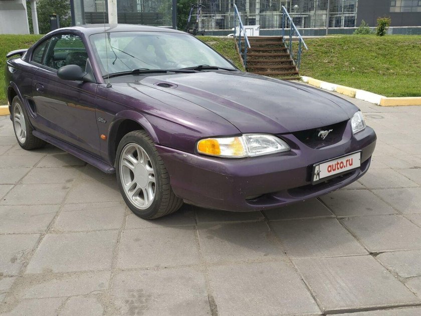 Ford Mustang 4 fr 500