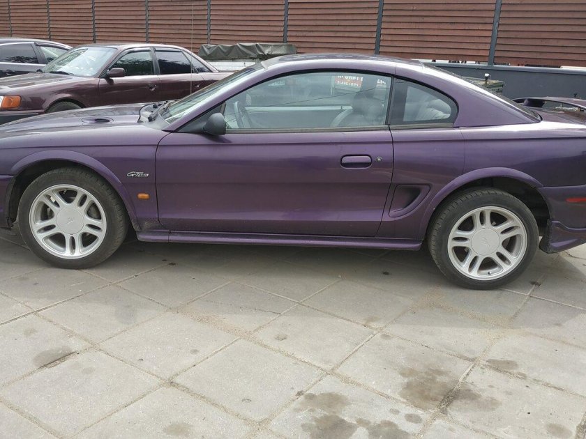 Ford Mustang 4.6 МТ, 1996,