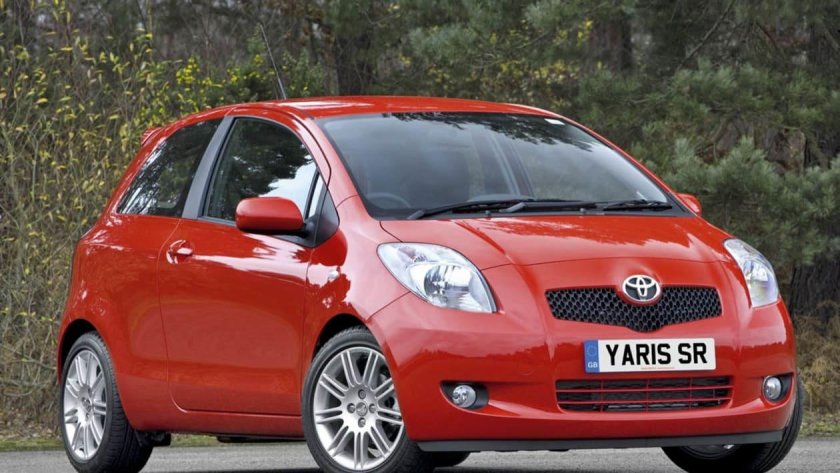 Toyota Yaris 1