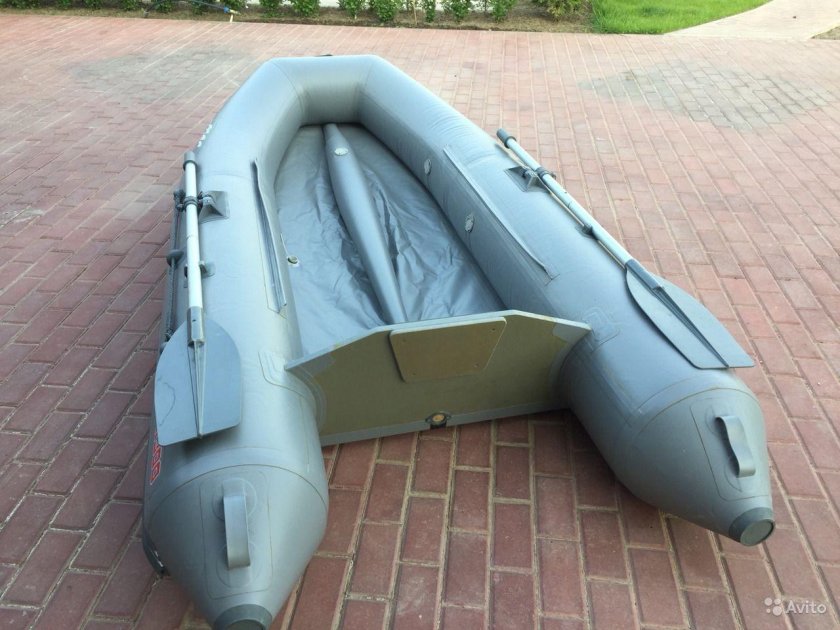 Лодка Кайман 300