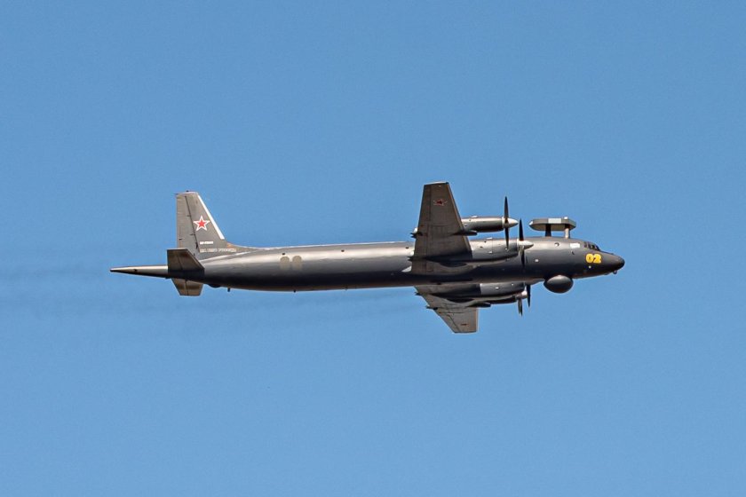 Ил-38 самолёт