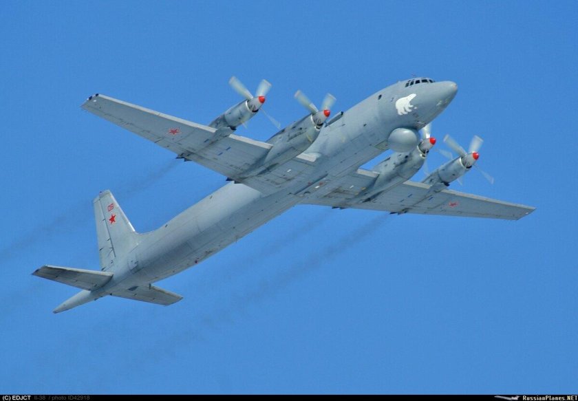 Противолодочный самолёт России ил 38