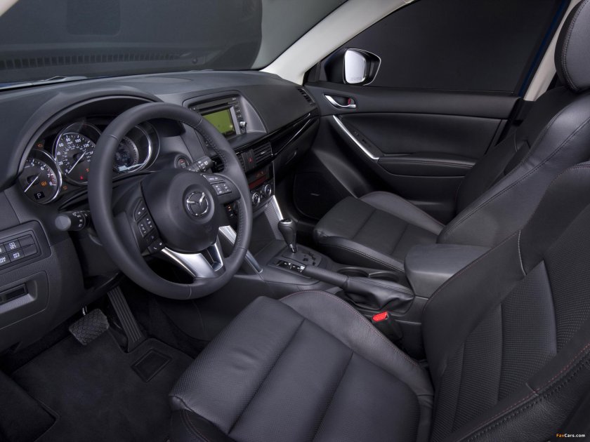 Mazda CX 5 2013 салон