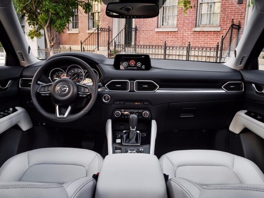 Mazda CX 5 2017 салон