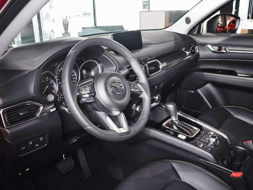Mazda CX 5 2018 салон