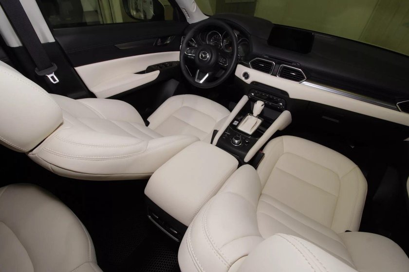 Mazda CX 5 белый салон